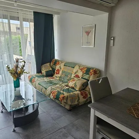 674 4 Pers Heliovillage *